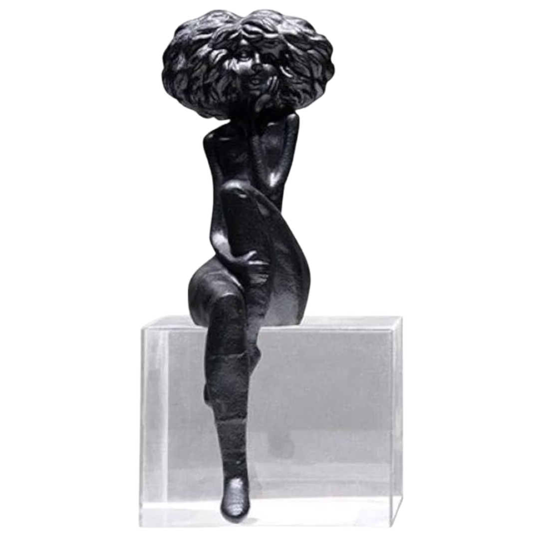 Elegance in Resin – Abstract Girl Figurine Sculpture for Modern Home Decor