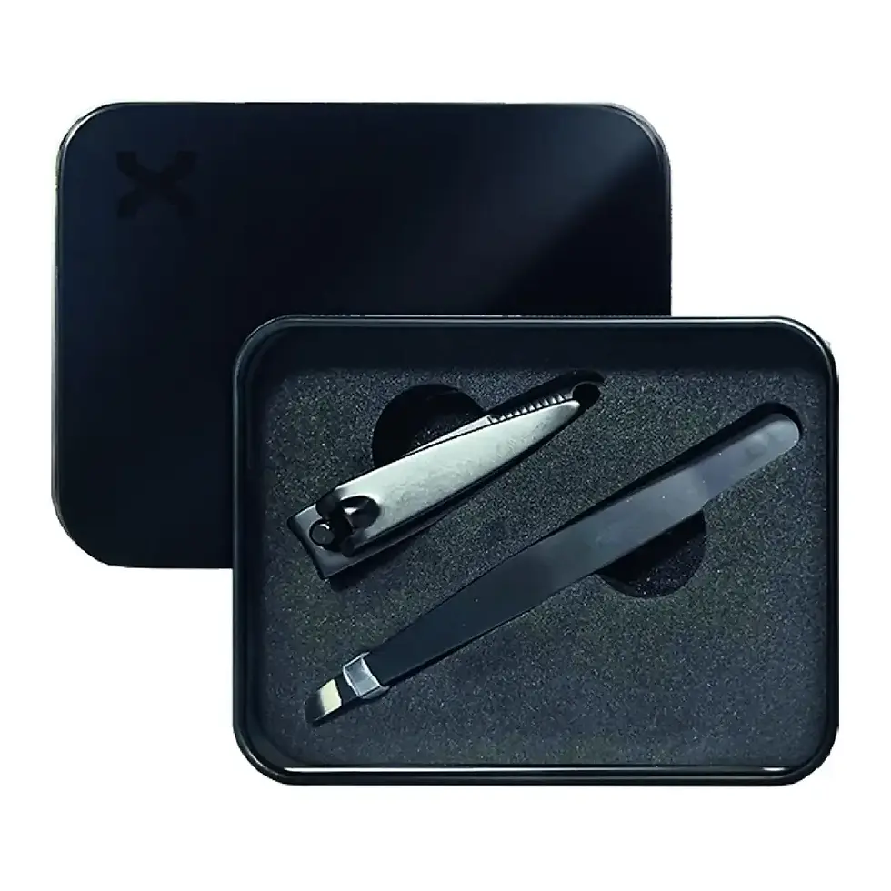 Thumbnail: A Lynx Black Vanilla gift set, highlighting the body spray and essential grooming tools, perfect for a modern man's routine