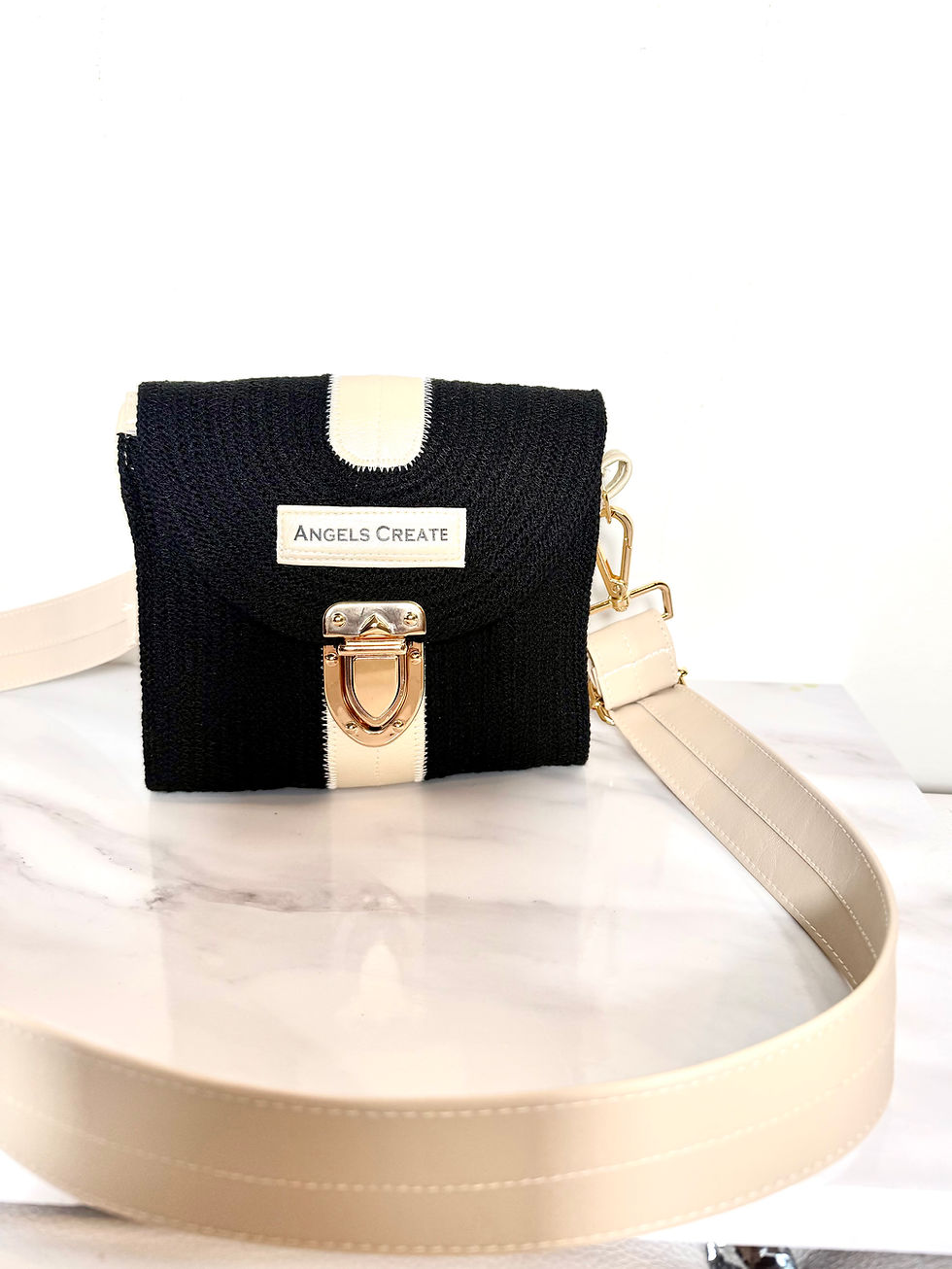 Thumbnail: PETITE 2 CROSSBODY BAG