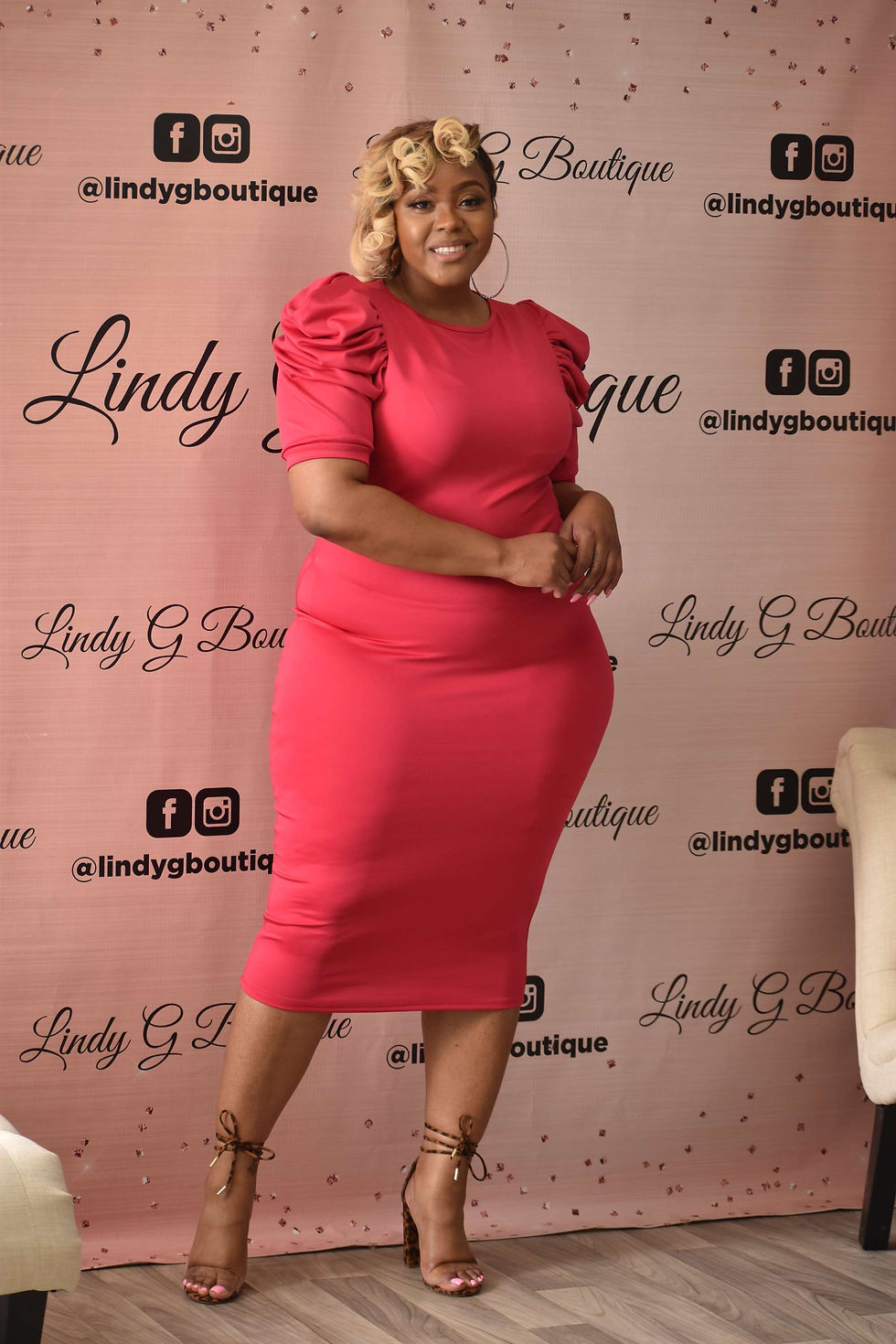 Thumbnail: Sweetest Midi Dress Fuchsia