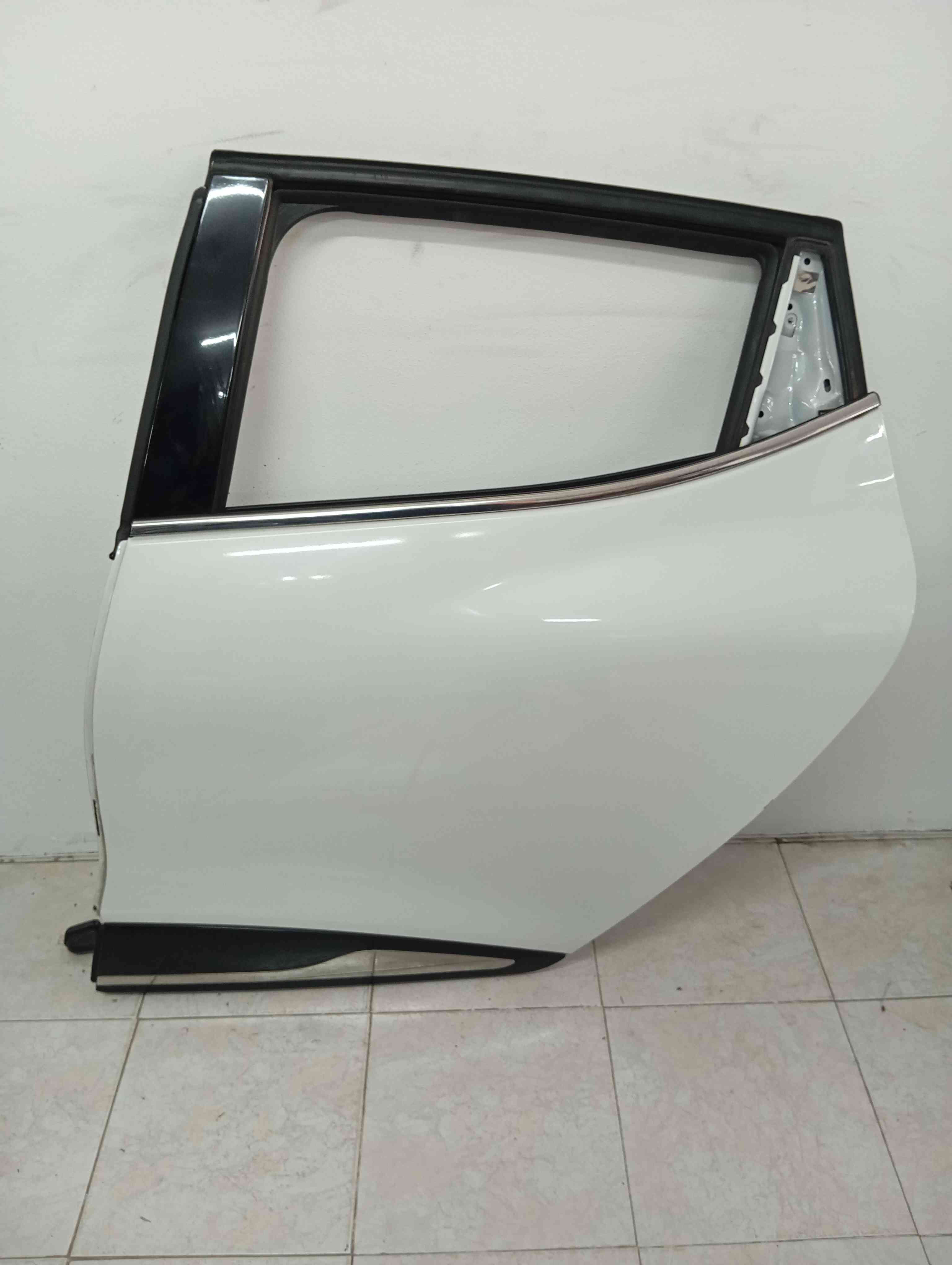 RENAULT CLIO IV Porta Trás Esquerda