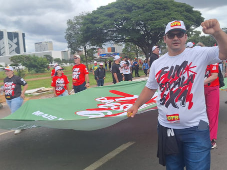 SETH participa de mobilização em Brasília pelo fim da escala 6x1 e redução da jornada de trabalho