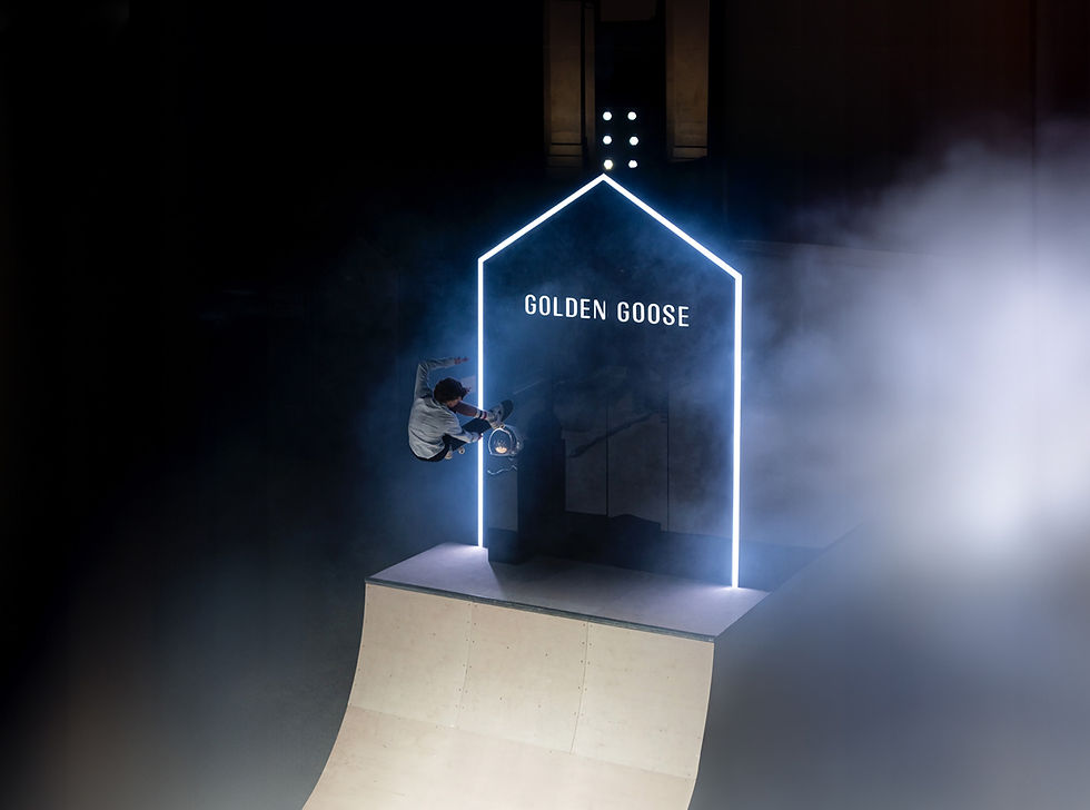 DÉCOR DE DÉFILÉ DE MODE - Création, Conception et Réalisation - Décoration et Accessoirisation