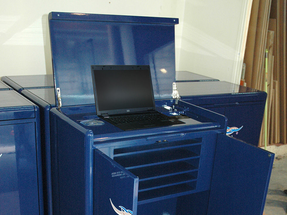 MEUBLES DE PRÉSENTATION - Création, Conception et Réalisation - Commande spéciale