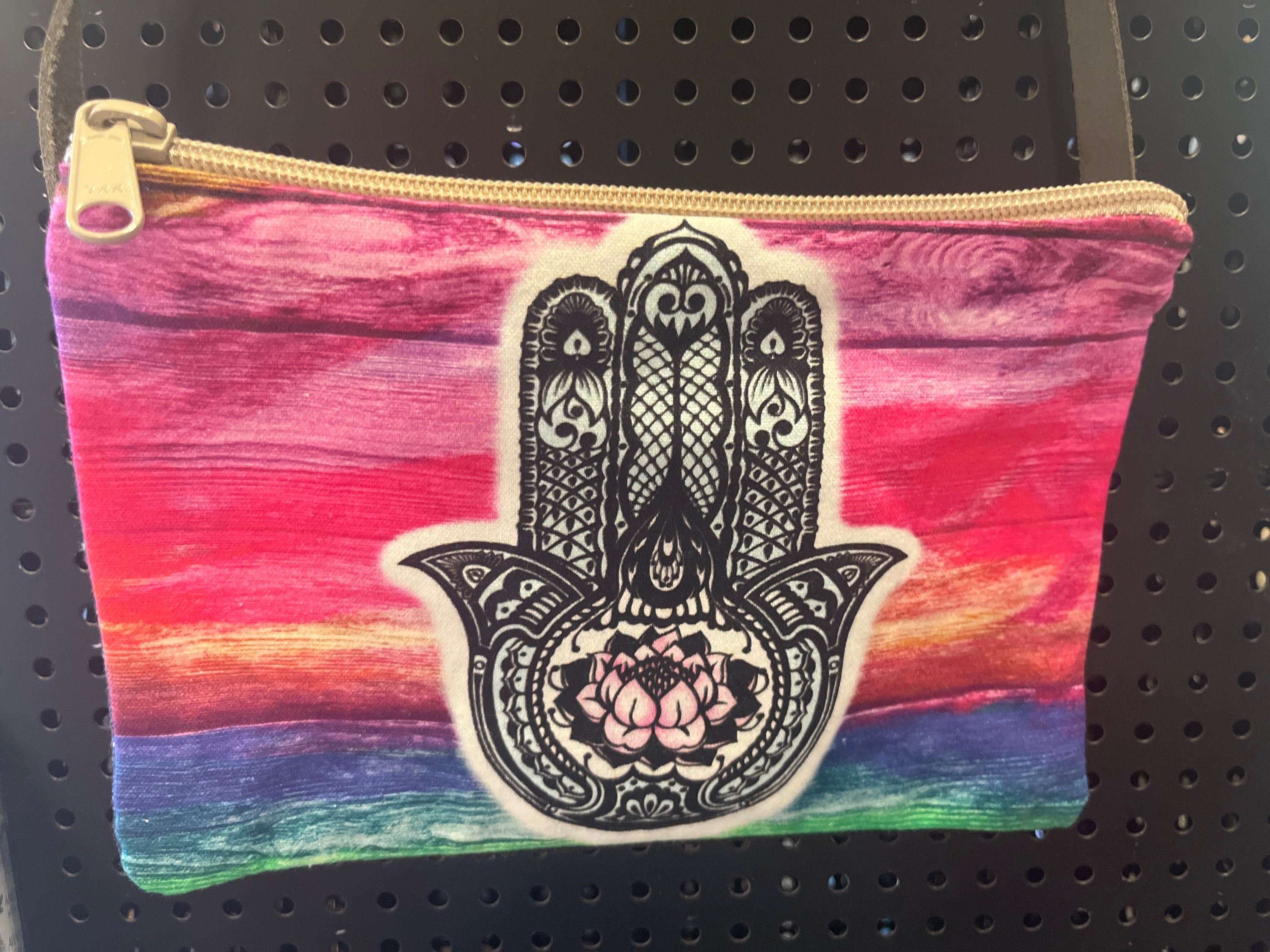 Bag: 6”x8” Hamsa Crossbody