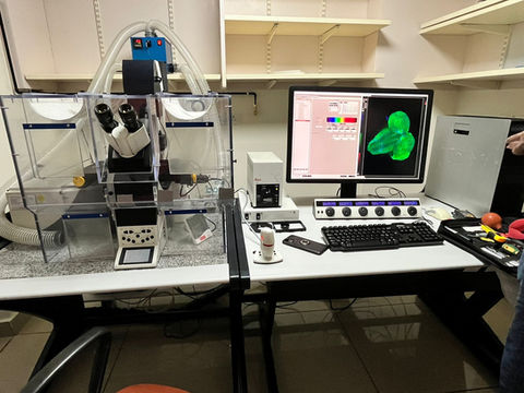 Leica Confocal 2.jpg
