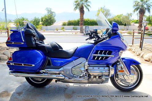 2005 HONDA GOLD WING 18K MILES (2).JPG