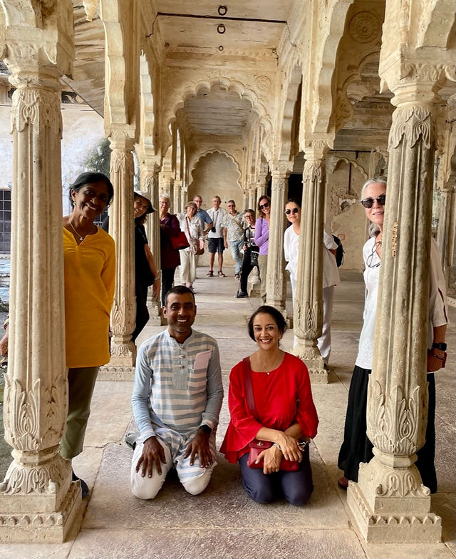 Wonderful group, Bundi