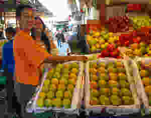 Crawford Market mangoes