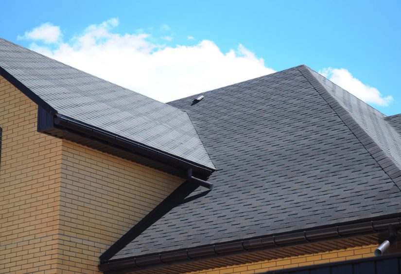 asphalt-shingle-roofing-825x564.jpeg