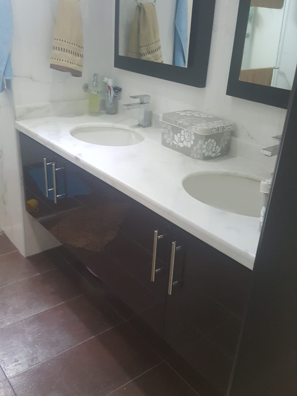 Miniatura: muebles de baño