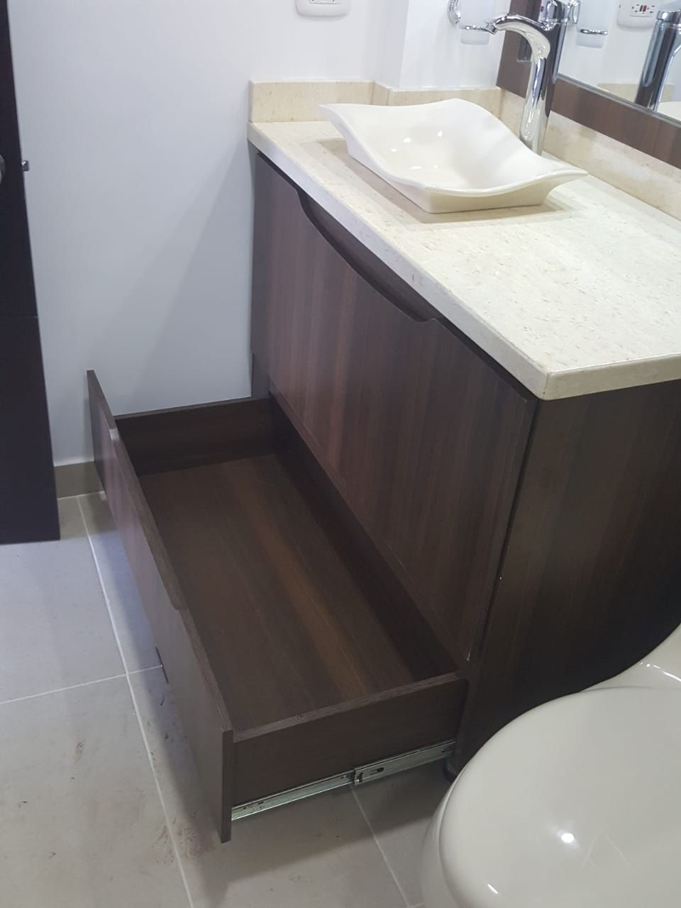 Miniatura: muebles de baño