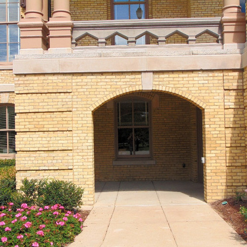 Brick staining for historical restorations