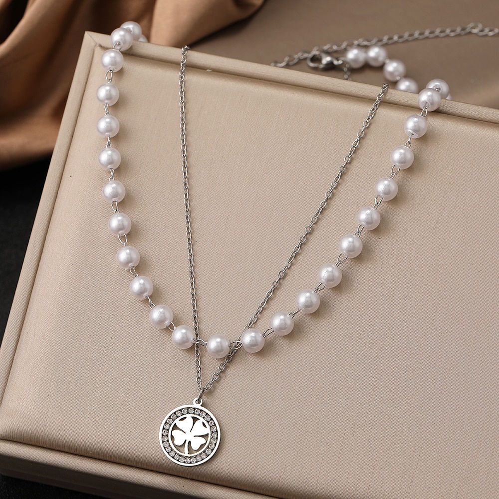 Colar em Aço e Pérolas