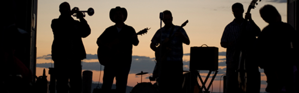 Estate Music Performance