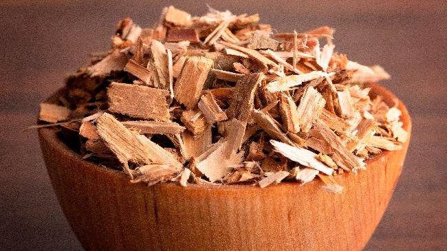 bowl full of white willow bark pieces