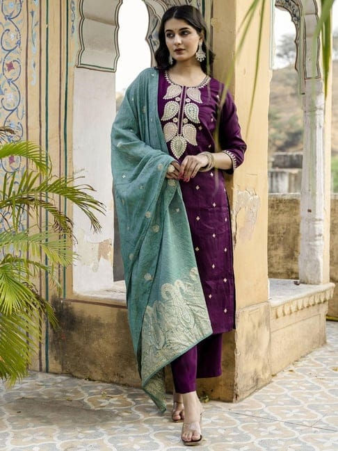 Thumbnail: Floral Embroidered Thread Work Straight Kurta With Trousers & Dupatta