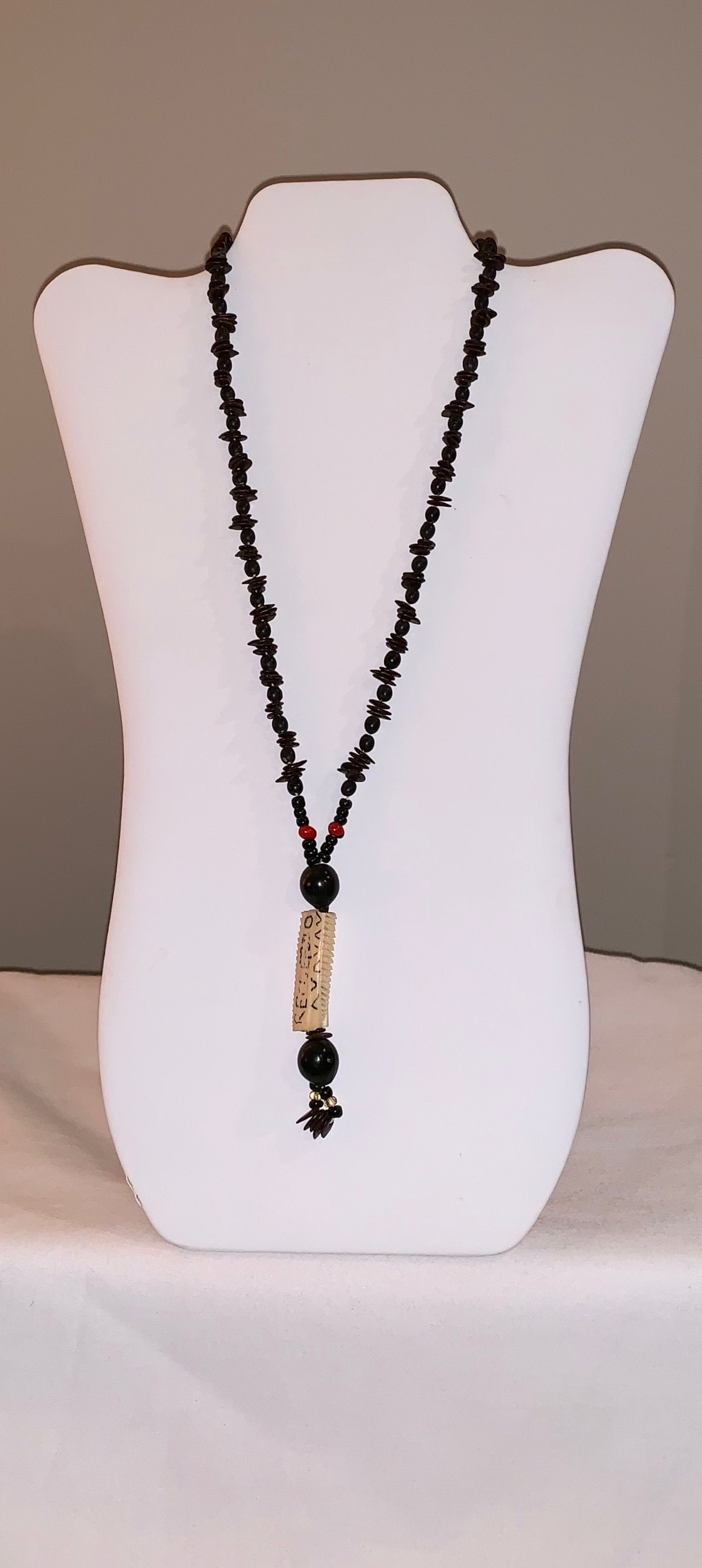 JN14 Painted Serpent Spine Necklace