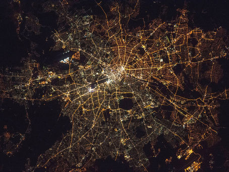 The crossroads of humanity across scales - inner to global transformation