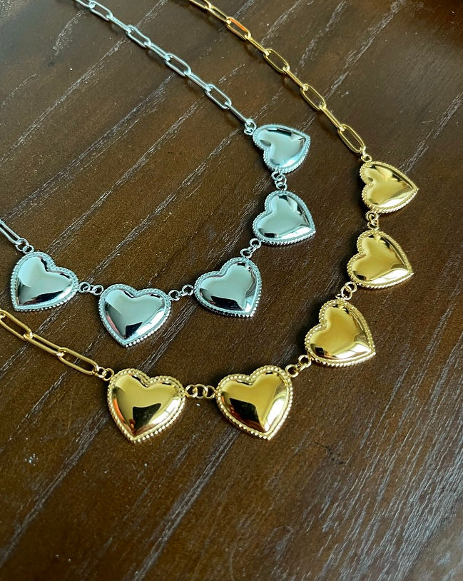 Thumbnail: Small heart studs ketting - Goud & Zilver - Productfoto