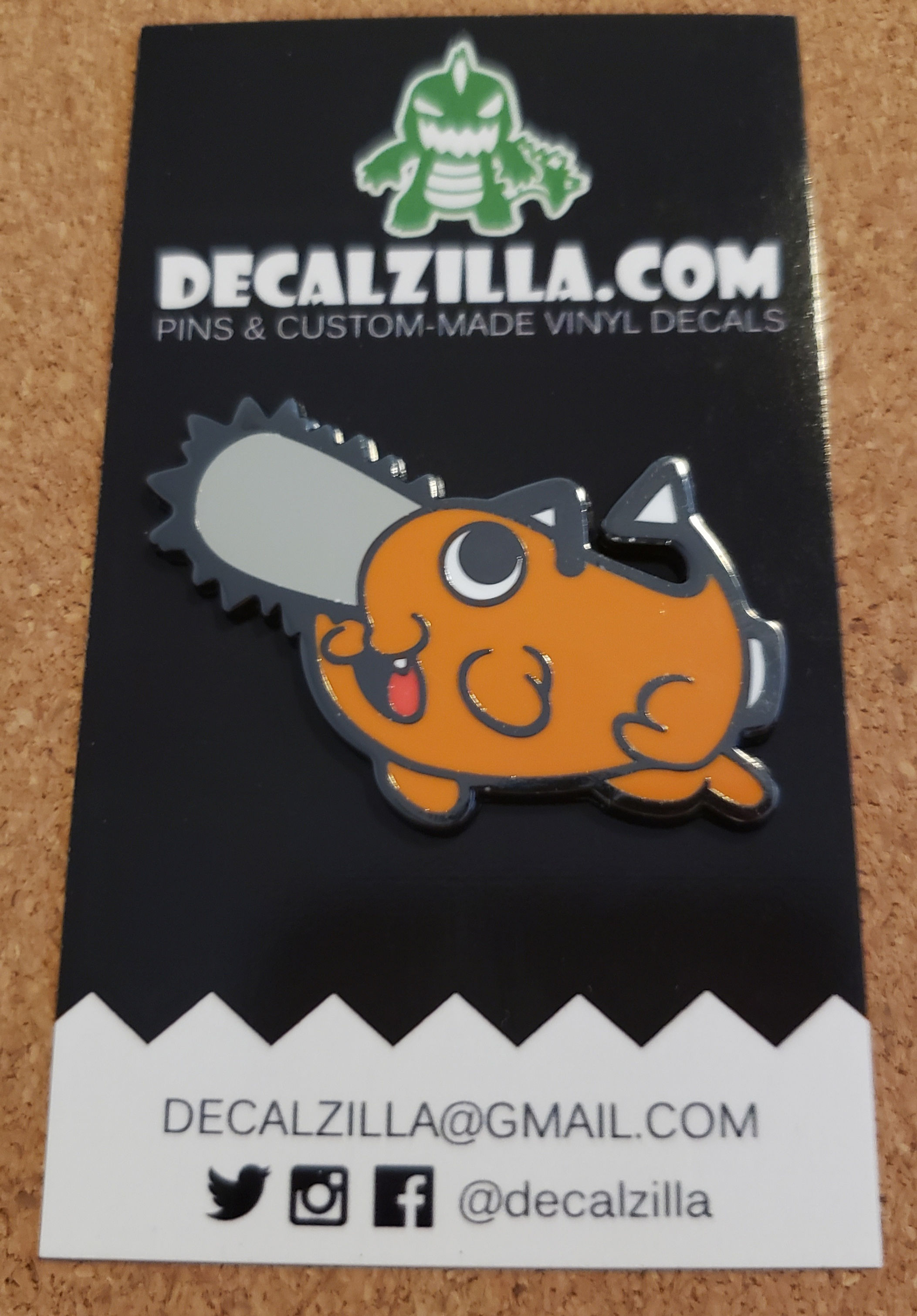 Chainsaw Man- Pochita  - Hard Enamel Pin For Clothes, Backpacks and more!