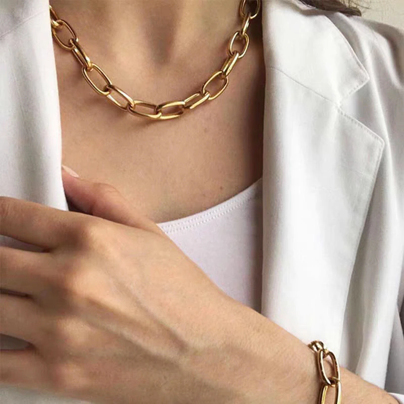 Thumbnail: 17KM Fashion Asymmetric Lock Necklace Twist Gold Silver Color Lock Choker Chain