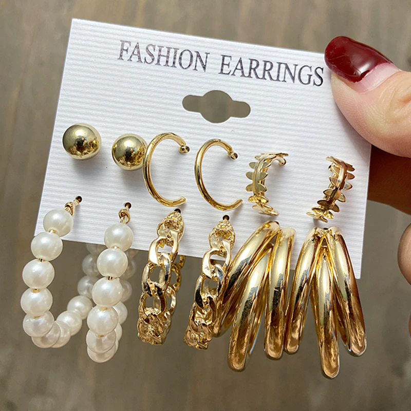 Thumbnail: 17KM Fashion Pearl Hoop Earrings Geometric Gold Metal Circle Hoop