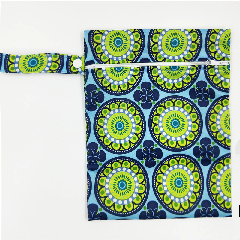 Thumbnail: Travel Wet Bags Baby Waterproof Cloth Diaper Single Zipper Reusable 25x20cm