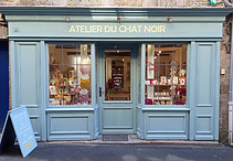Vitrine 1.jpg