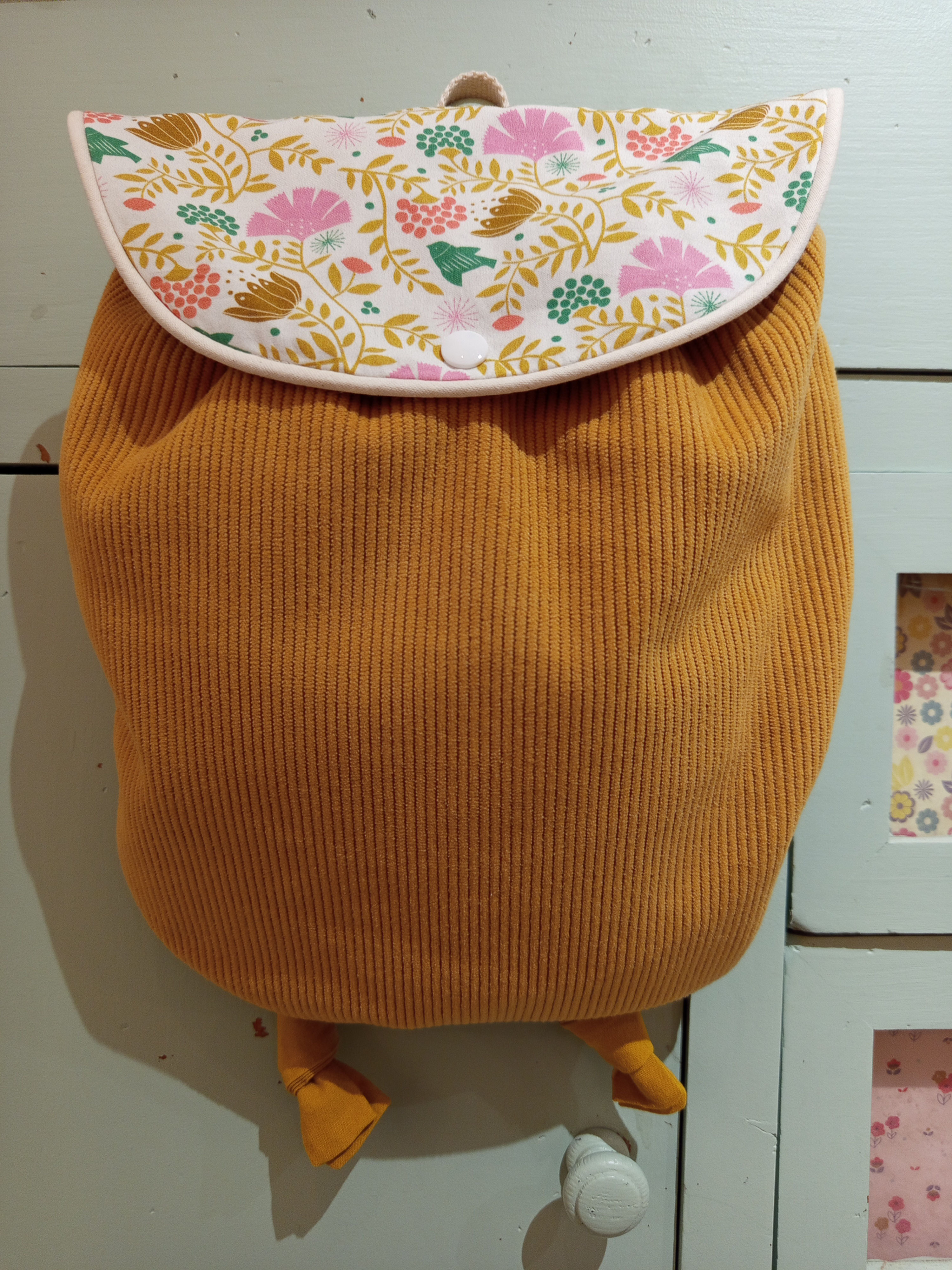  Sac à dos velours fleurs et oiseau