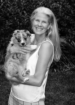 BWEllieCHS-64 2_edited.jpg