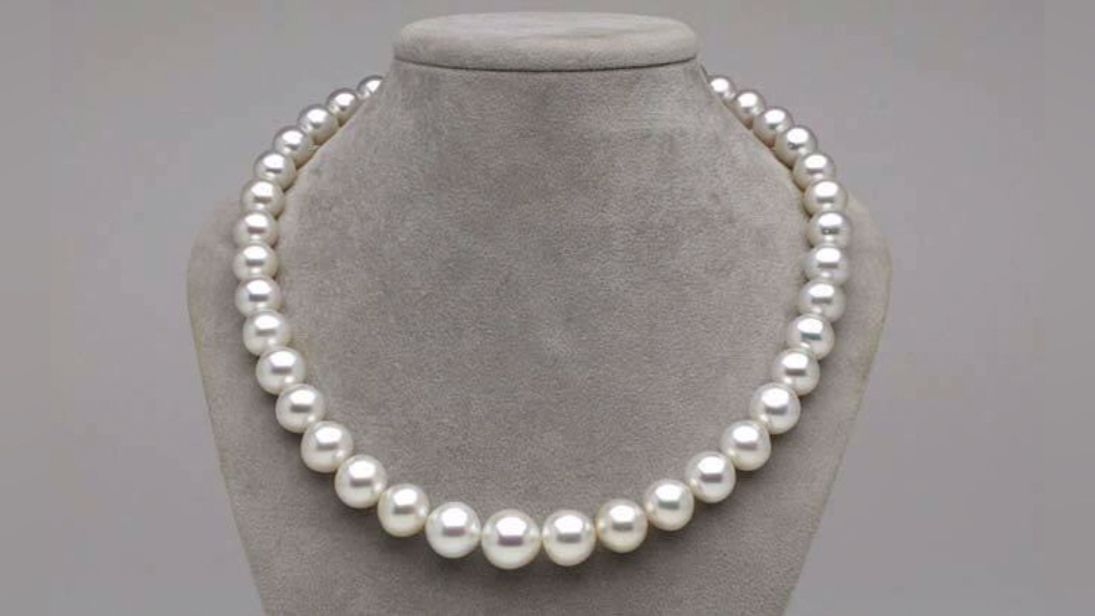 12mm Mother of Pearl Necklace