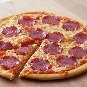 Pizza Salami (591)
