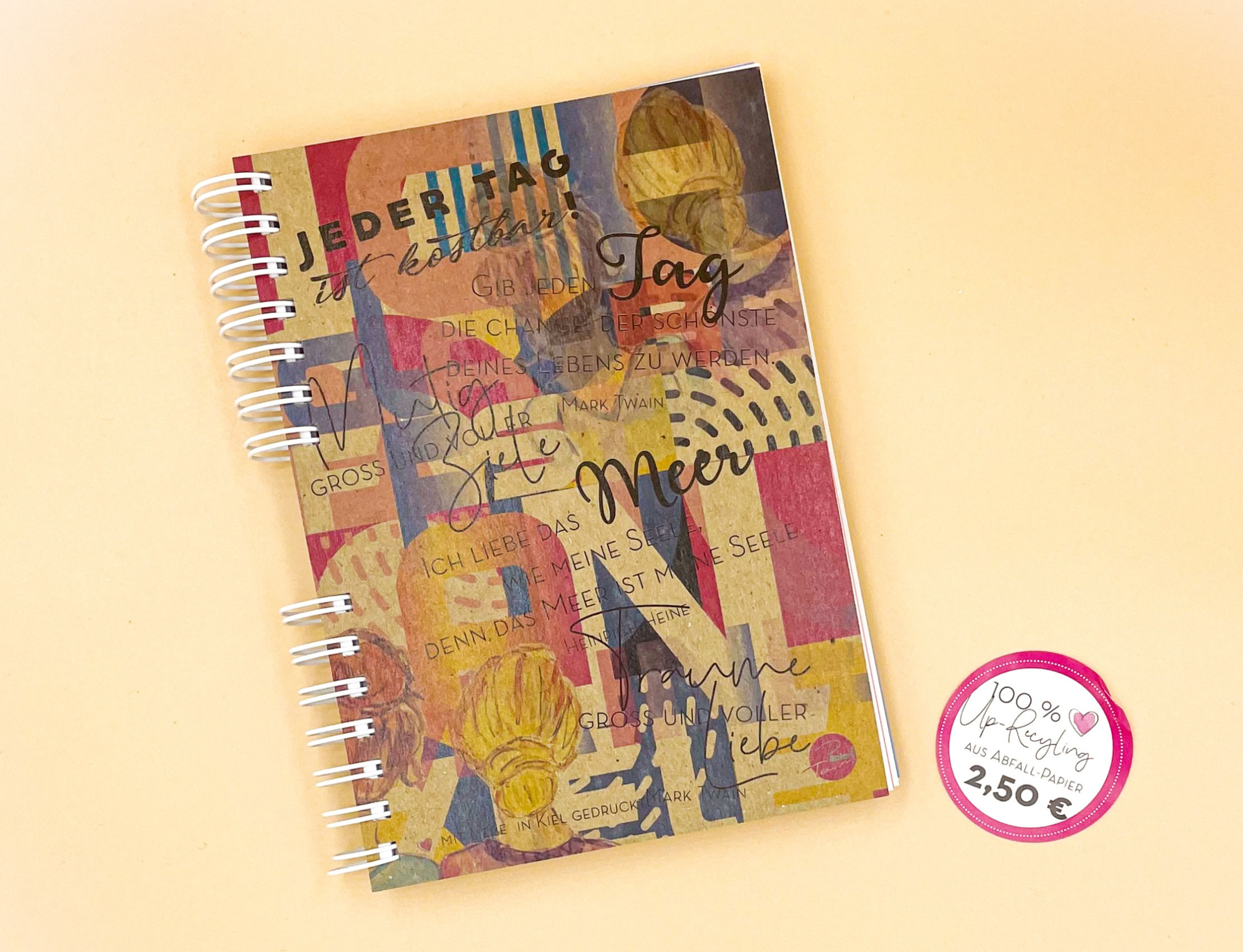 Notizbuch mit Collage: Jeder Tag ein Meer, 2,50 €