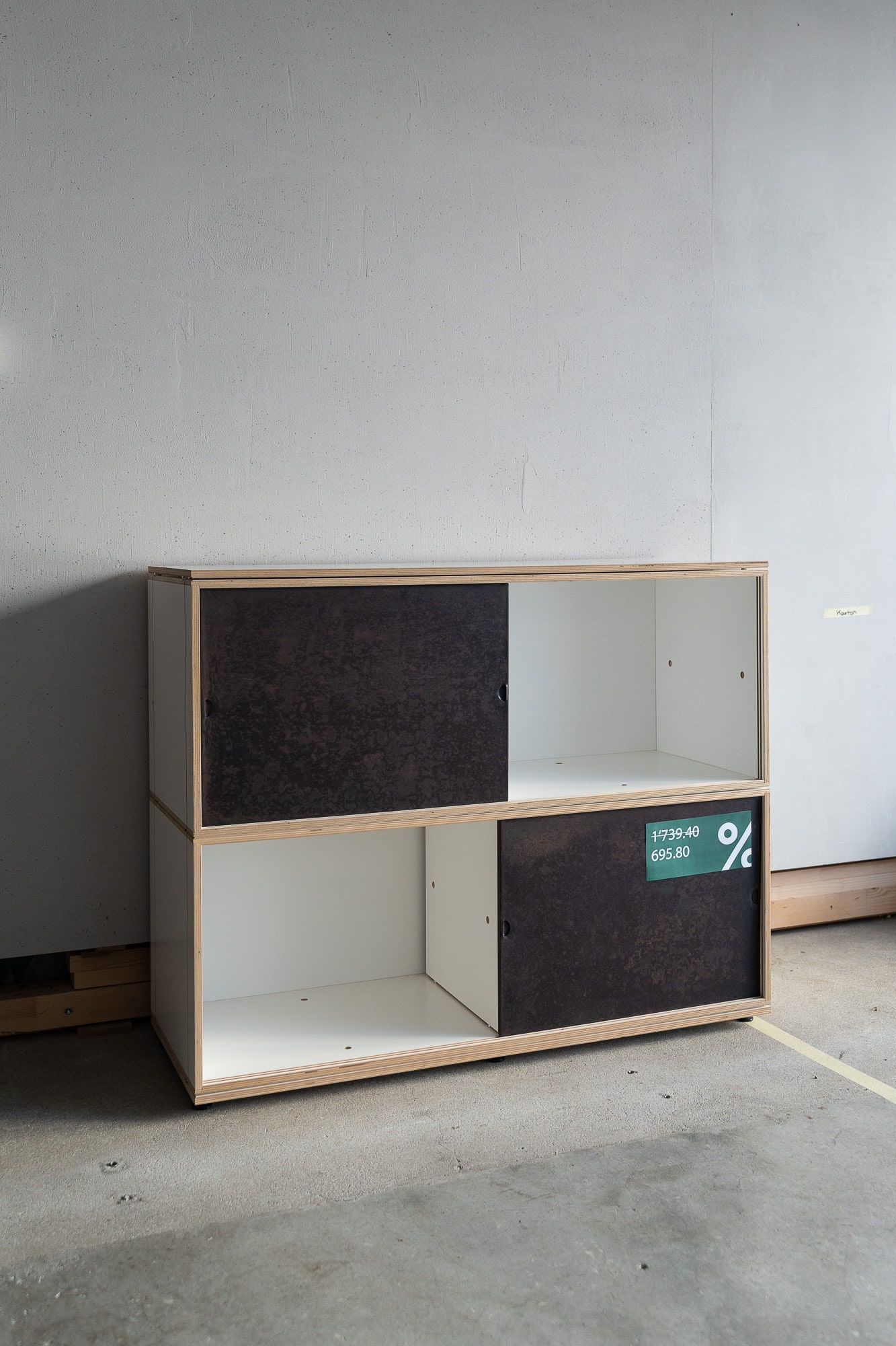 Xilobis Highboard