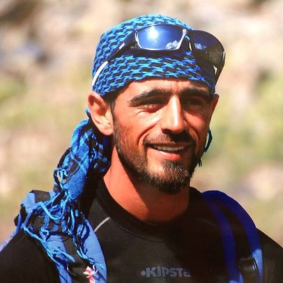 Guide-Azat.jpg