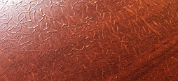 Crazed or cracked polish finish on a dinngtable top