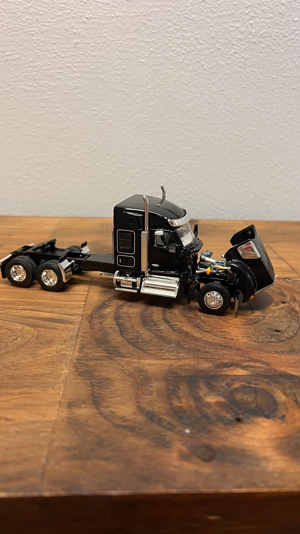 Thumbnail: Kenworth W990 Custom and Stock