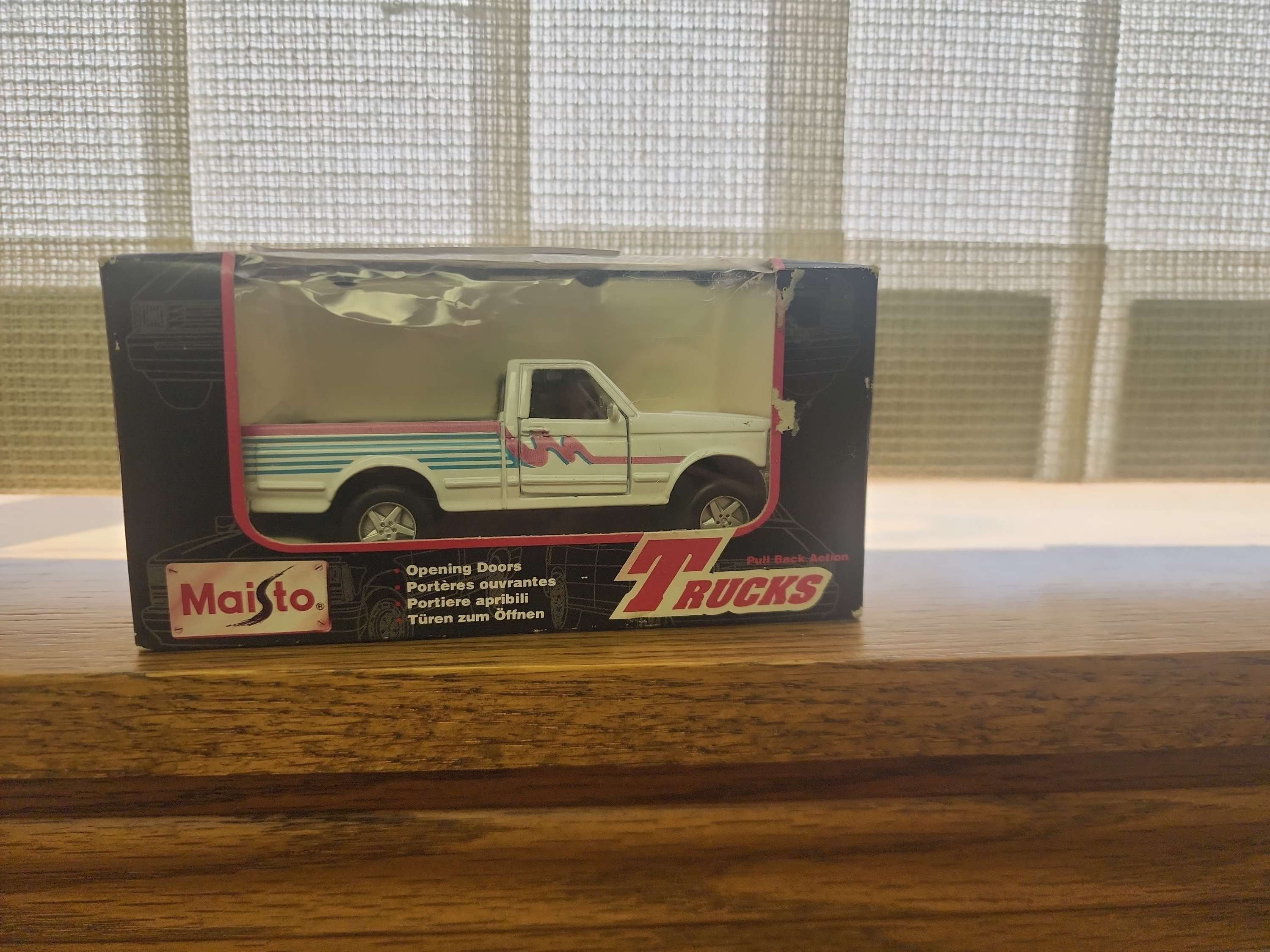 Maisto Pull Back Truck