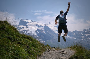 Freudensprung vor dem Titlis