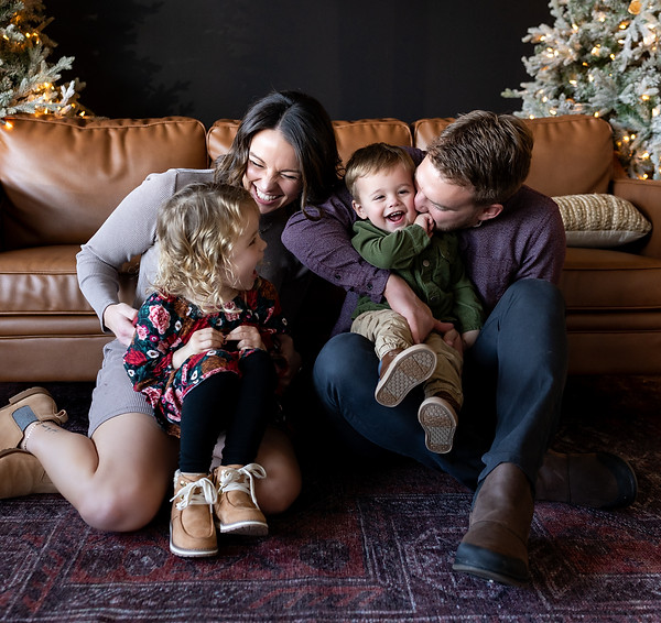 Maggie Hinchley Photography Co. Family Session + Extended Family Session