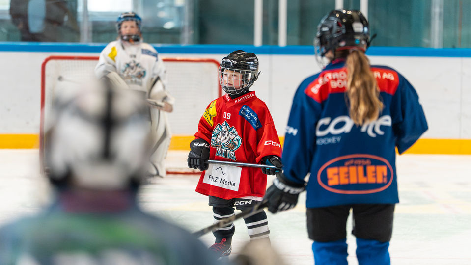 Eishockeynachwuchs im Training