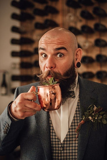 un homme qui aime les moscow mule