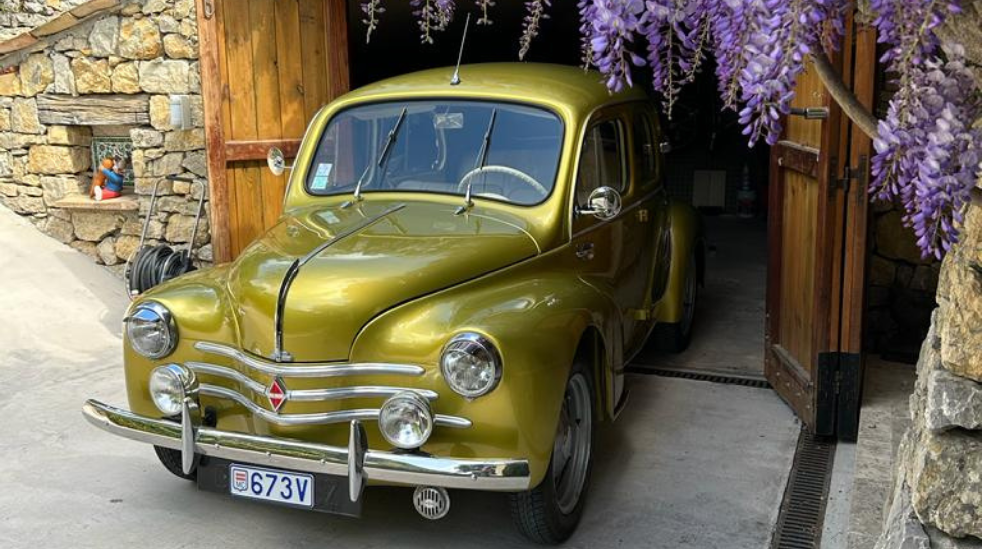 Renault 4CV 1957 | Classic Riviera