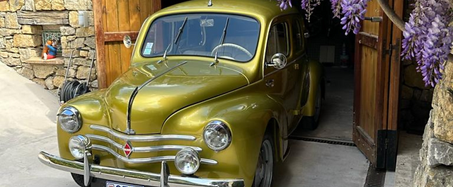 RARE +++ - NOREV - PLASTIQUE / PLASTIC - A FRICTION - RENAULT 4CV - A RESTAURER RARE +++ - NOREV - PLASTIQUE / PLASTIC - A FRICTION - RENAULT 4CV - A RESTAURER