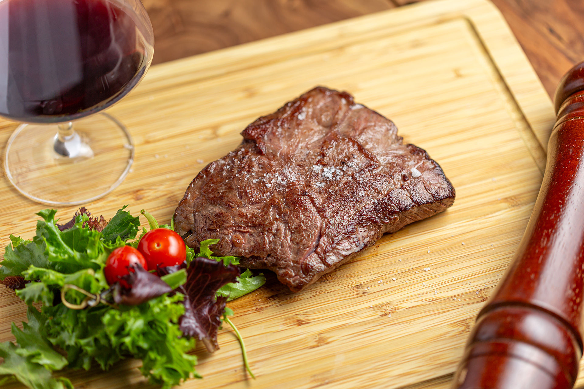 Flat Iron Steak BMS 4-5