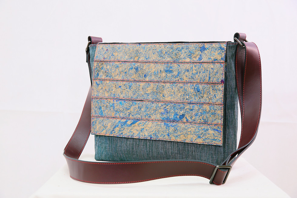 Thumbnail: Khun Sai Phon - Messenger Bag