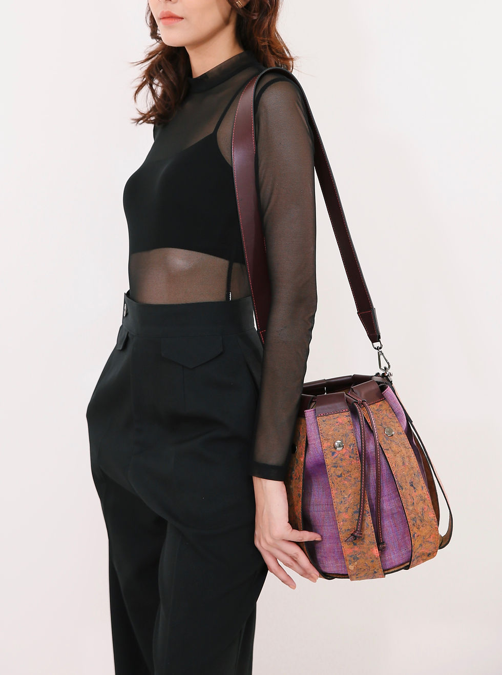 Thumbnail: Khun Sai Phon - Bucket Bag