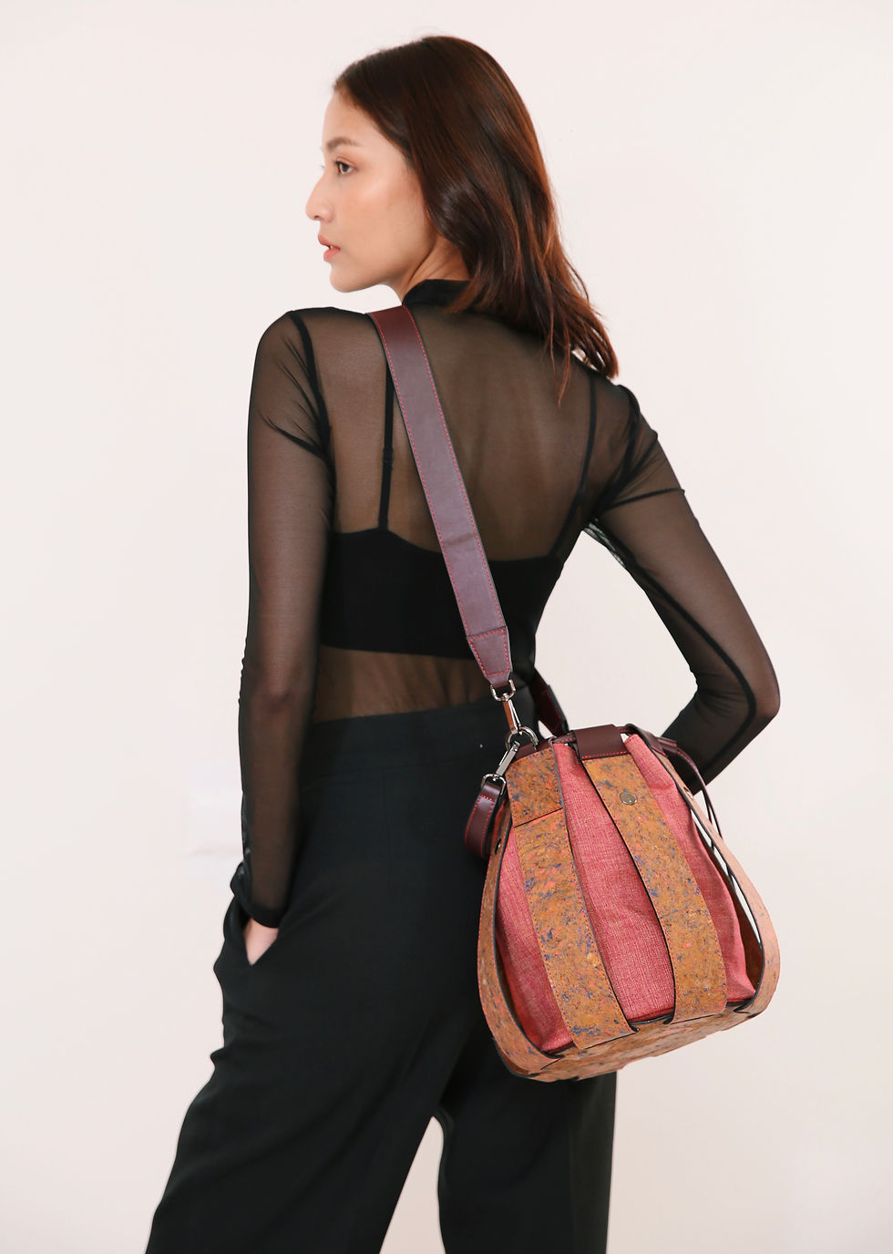 Thumbnail: Khun Sai Phon - Bucket Bag