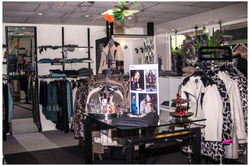 Lia's Butique, Middelharnis